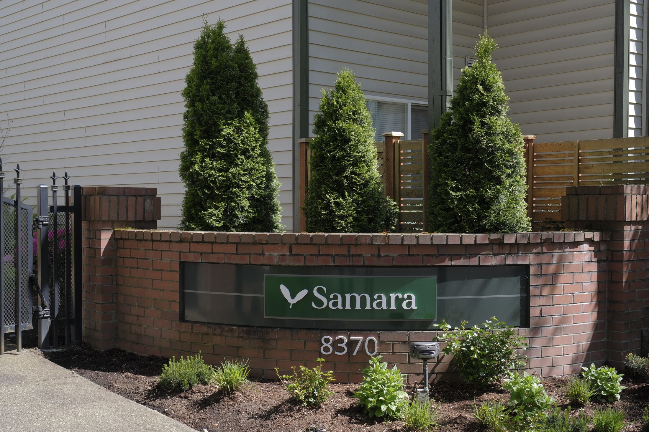 Samara monument sign at the entry